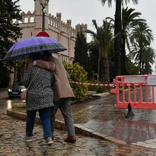 Temporal en España: alerta roja por lluvias en Tarragona y Málaga